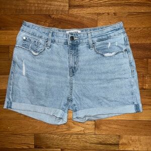 Levi Denizen Jean Shorts